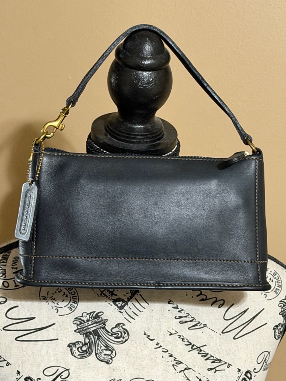 VINTAGE COACH BLEEKER DEMI BAGUETTE
